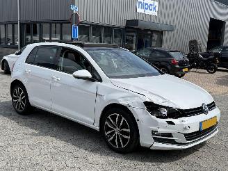 Volkswagen Golf 1.2 TSI  PANO picture 3