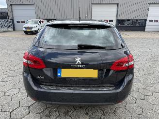 Peugeot 308 SW 1.2 PureTech Active picture 5