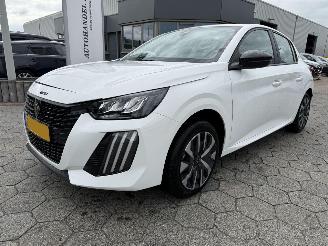 Schadeauto Peugeot e-208 EV Active 50 kWh 2024/6