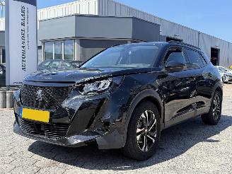 Unfallwagen Peugeot e-2008 EV Allure Pack 50 kWh 2021/12