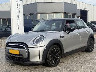 Unfallwagen Mini Cooper 1.5 Cooper Camden Edition AUTOMAAT 2024/1