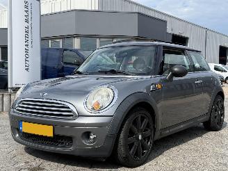 Schadeauto Mini One 1.4 One Anniversary PANO 2010/1