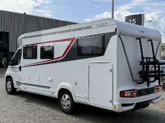 LMC  2.2 T660 Tourer 103KW picture 4