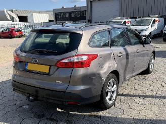 Ford Focus Wagon 1.0 EcoBoost Edition picture 6