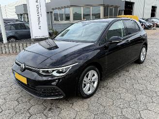 Unfallwagen Volkswagen Golf 1.0 TSI Life 2021/1