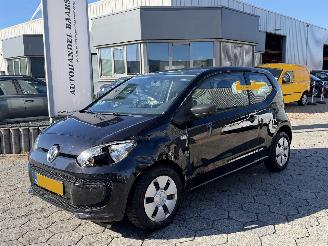 krockskadad bil auto Volkswagen Up! 1.0 take up! 2012/2