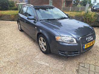 Voiture accidenté Audi A4 Avant 2.0 TFSi Quatro automaat 2006/1