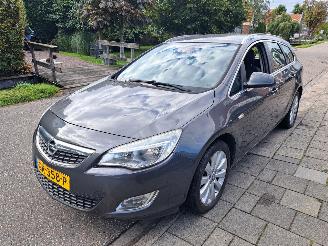 Avarii autoturisme Opel Astra 1.4i turbo sport 2011/5