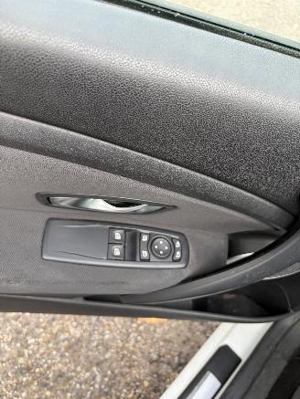 Renault Mégane Coupe 1.6 Dynamiqe AIRCO picture 10