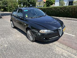  Alfa Romeo 147 1.6+16V Twinspark 2009/1