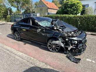 skadebil auto Mercedes Cla-klasse 180 2016/8