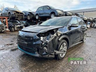 Coche siniestrado Kia Niro Niro I (DE), SUV, 2016 / 2022 E-Niro 64 kWh 2020/3