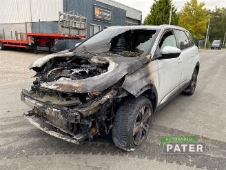 Auto da rottamare Peugeot 5008 5008 II (M4/MC/MJ/MR), MPV, 2016 / 2024 1.2 12V e-THP PureTech 130 2021/8