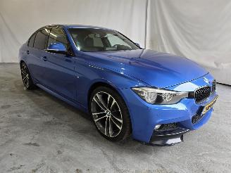 damaged passenger cars BMW 3-serie 320i Edition M Sport Shadow Executive 2018/6
