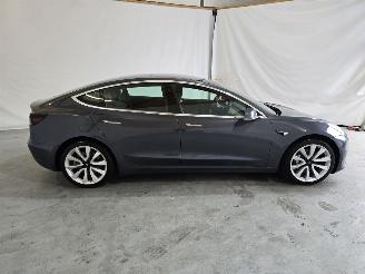 Tesla Model 3 Long Range AWD 75kWh picture 9