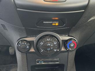 Ford Fiesta 1.0 Style picture 32