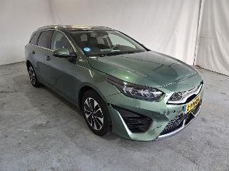 skadebil auto Kia Ceed Sportswagon 1.6 GDI PHEV DynamicPlusLine 2024/2