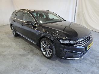 skadebil auto Volkswagen Passat Variant 1.4 TSI PHEV GTE Business 2021/1