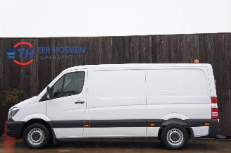 skadebil auto Mercedes Sprinter 313 CDi L2H1 Automaat Airco Cruise Camera Trekhaak 95KW Euro 5 2014/8