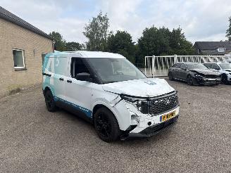  Ford Transit E-Transit Courier Trend 44 kWh 2025/12