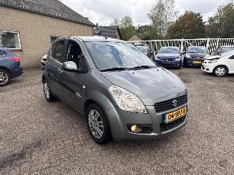 Vaurioauto  passenger cars Suzuki Splash 1.0 VVT Exclusive WEINIG KILOMETERS 2011/9