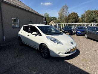 Schadeauto Nissan Leaf Base 24kWh 2013/12