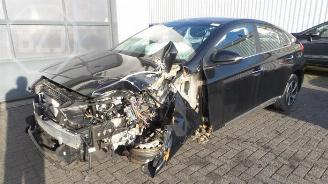 Hyundai Ioniq  picture 1