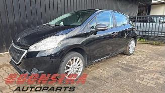 Démontage voiture Peugeot 208 208 I (CA/CC/CK/CL), Hatchback, 2012 / 2019 1.0 Vti 12V PureTech 2013/12