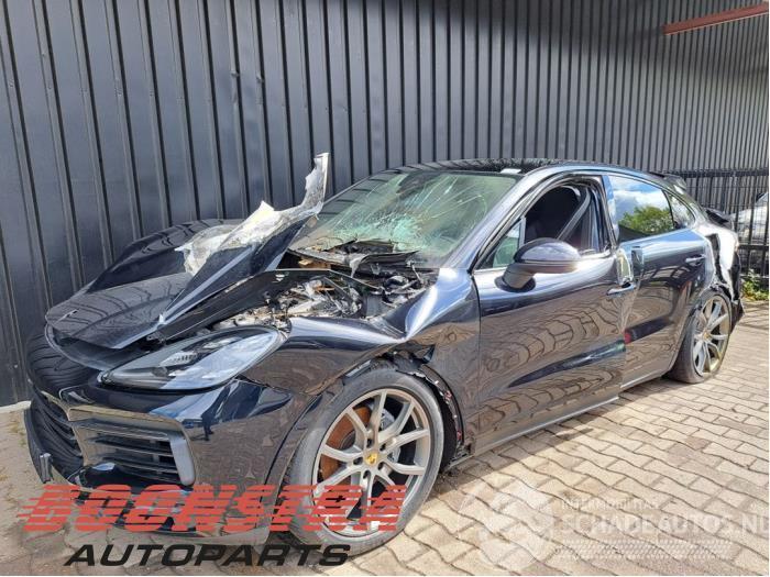Porsche Cayenne Cayenne III (9YA), SUV, 2017 3.0 V6 24V Turbo E-Hybrid