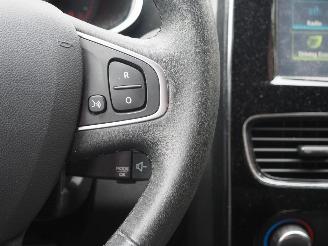Renault Clio 0.9 TCe Limited picture 19