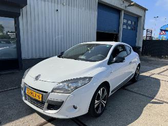 Schadeauto Renault Mégane Coupe 2.0 102KW AUTOMAAT BOSE LEER 2011/6