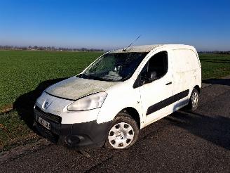 Vrakbiler bedrijf Peugeot Partner 1.6 hdi 2012/1