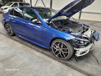 damaged passenger cars Mercedes C-klasse 200d Limo 120-KW Automaat AMG Panoramadak 2022/7