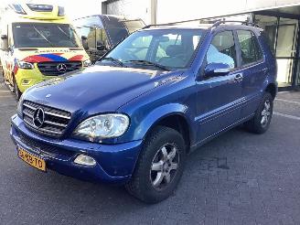 Vrakbiler auto Mercedes M-klasse 500 V 2002/3