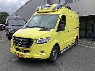 begagnad bil auto Mercedes Sprinter 319 CDI Ambulance 2020/11