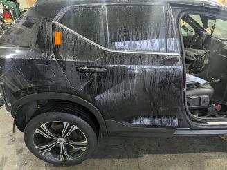 Vrakbiler auto Volvo XC40 XC40 (XZ), SUV, 2017 1.5 T4 Plug-in Hybrid 12V 2020