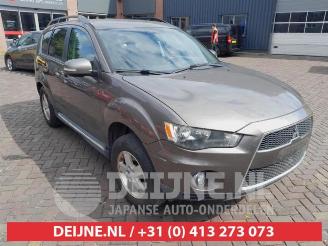 Sloopauto Mitsubishi Outlander Outlander (CW), SUV, 2006 / 2012 2.0 16V 4x2 2011/1