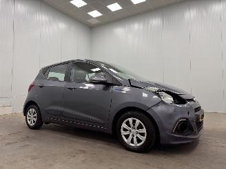 Schadeauto Hyundai I-10 1.0i i-Motion Comfort Plus Airco 2013/10