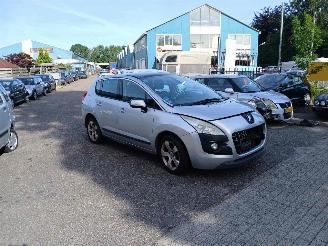 Coche accidentado Peugeot 3008 3008 I (0U/HU) MPV 1.6 VTI 16V (EP6C(5FS)) [88kW] 2011/10