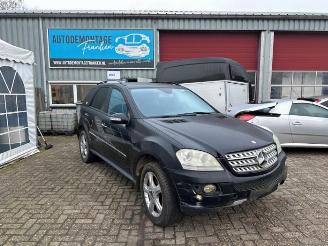 Salvage car Mercedes ML ML II (164/4JG), SUV, 2005 / 2011 3.0 ML-280 CDI 4-Matic V6 24V 2008/7