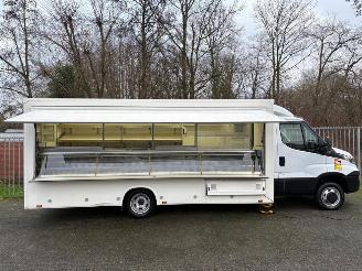 bruktbiler bedrijf Iveco Daily 3.0 (107kW) Markt Verkaufwagen 2015/8