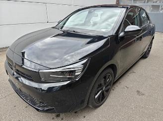 Coche accidentado Opel Corsa GS.1.2 Direct Injection Turbo 74 kW(100 PS)48V Hybrid.6-Gang-Doppelkupplungsgetriebe(eDCT) 2025/3