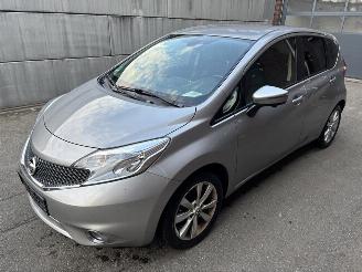 Damaged car Nissan Note Acenta 1.2 (72kW) Automaat! 2015/6