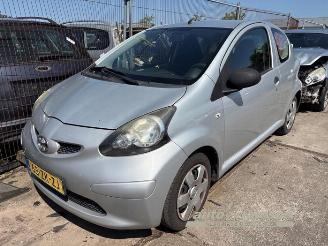 rozbiórka samochody osobowe Toyota Aygo Aygo (B10), Hatchback, 2005 / 2014 1.0 12V VVT-i 2008/3