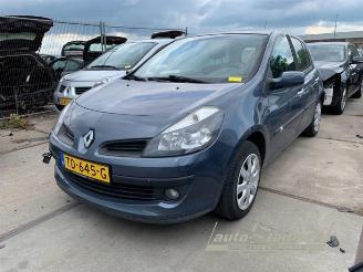 Purkuautot passenger cars Renault Clio Clio III (BR/CR), Hatchback, 2005 / 2014 1.2 16V 75 2006/7