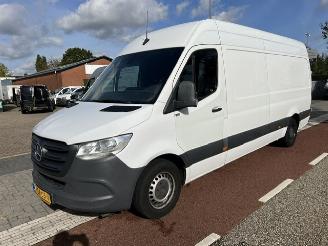 Vaurioauto  commercial vehicles Mercedes Sprinter 316 CDI 120KW MAXI L3H2  AIRCO KLIMA NAVI CAM EURO6 2019/6