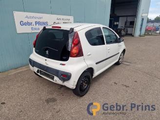 Sloopauto Peugeot 107 107, Hatchback, 2005 / 2014 1.0 12V 2013/5