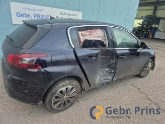 Sloopauto Peugeot 308 308 (L3/L8/LB/LH/LP), Hatchback 5-drs, 2013 / 2021 1.2 12V e-THP PureTech 130 2017/11