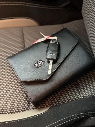 Kia Cee d 1.6 GDI Business Pack picture 16