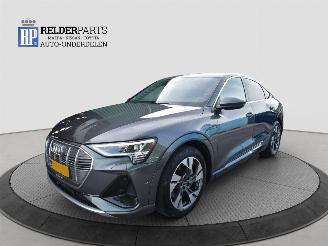 krockskadad bil auto Audi E-tron 55 QUATRO SPORTBACK 300 KW , MET ONDERDELEN 2022/12